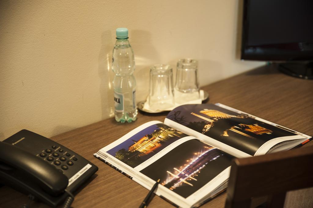 Hotel Sleep Wrocław Rum bild